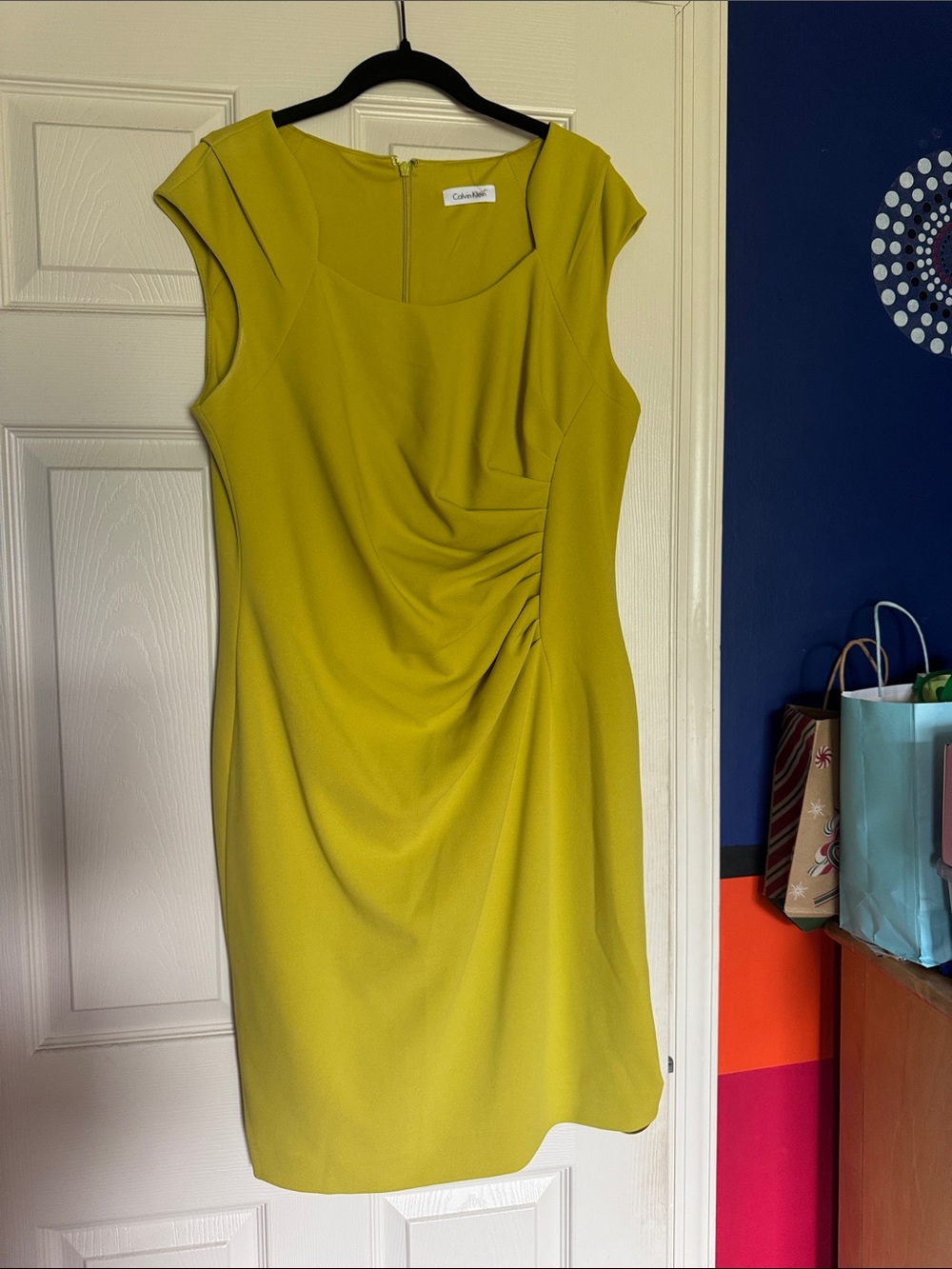 Calvin Klein Lime Green Ruched Cap-Sleeve Sheath Dress